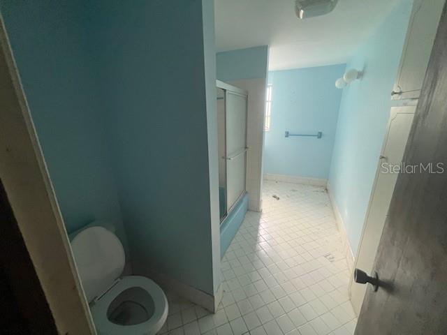 14704 CARNATION DR, TAMPA, FL, 33613