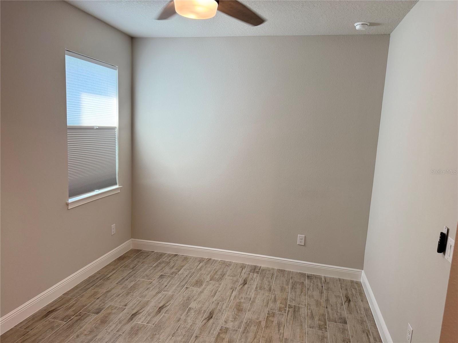 31969 ASBURY AVE, WESLEY CHAPEL, FL, 33545