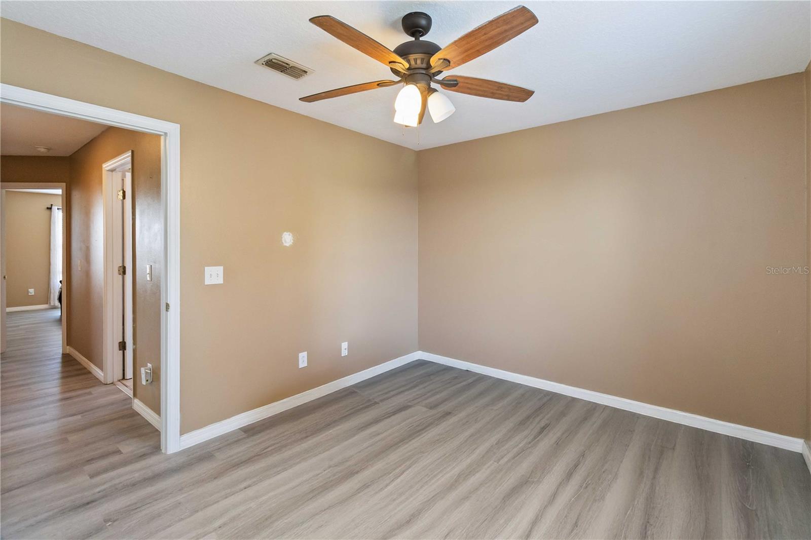 2327 ANDREWS VALLEY DR, KISSIMMEE, FL, 34758