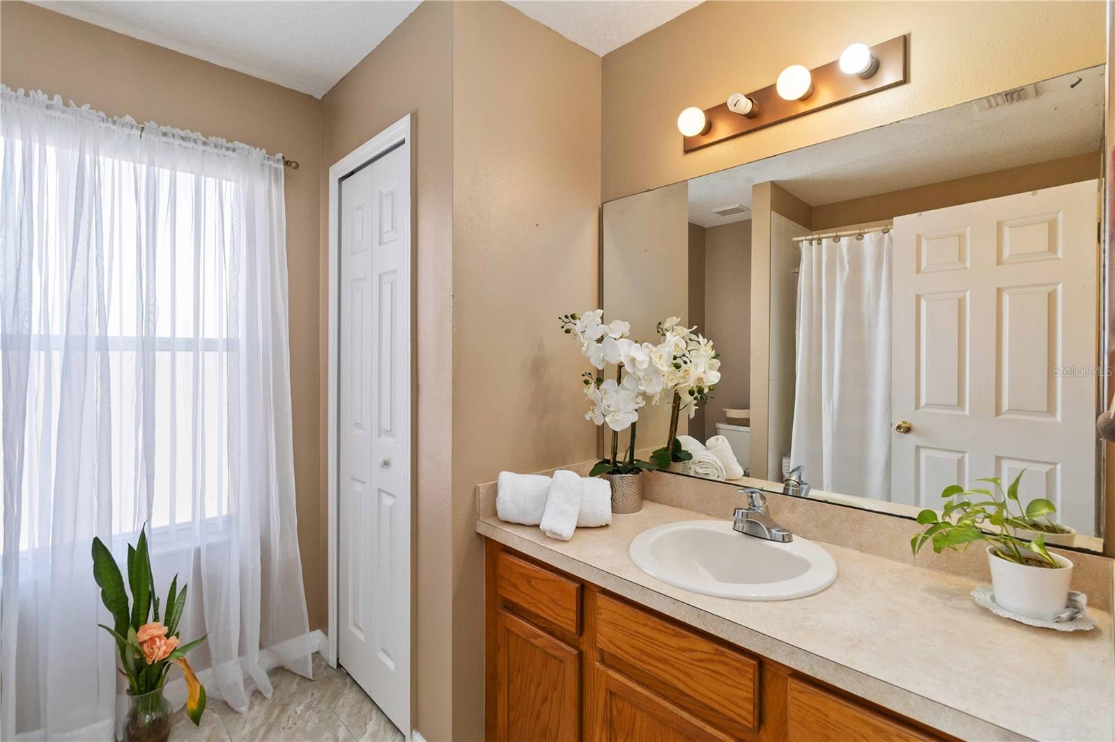 2327 ANDREWS VALLEY DR, KISSIMMEE, FL, 34758