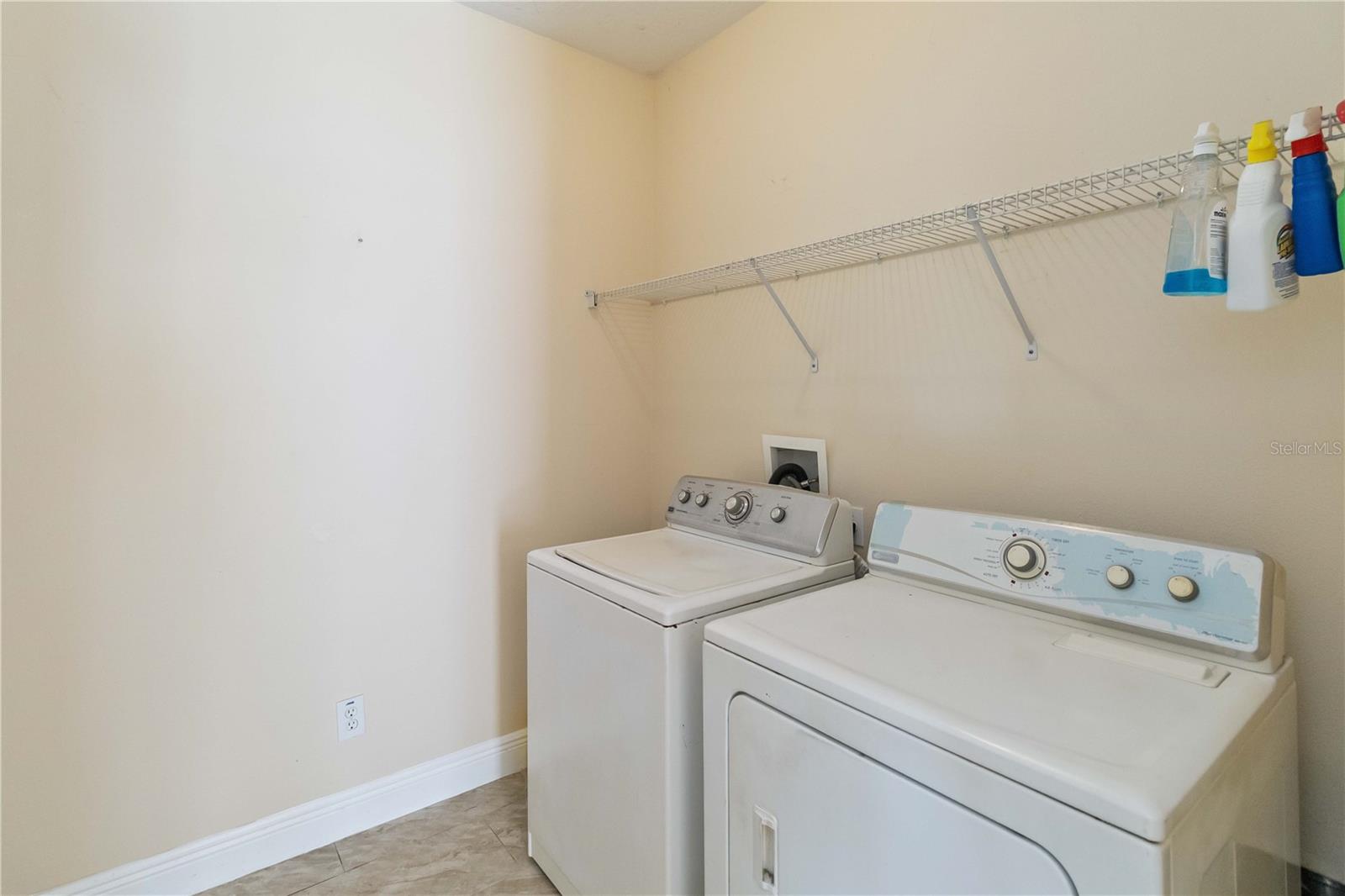 2327 ANDREWS VALLEY DR, KISSIMMEE, FL, 34758