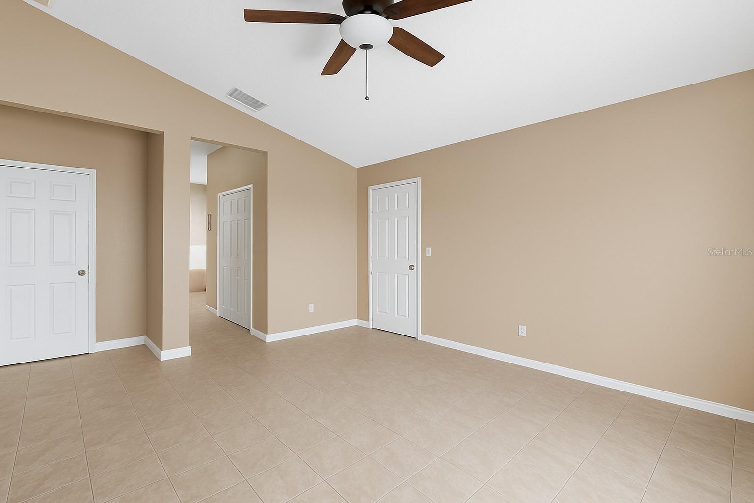 2327 ANDREWS VALLEY DR, KISSIMMEE, FL, 34758