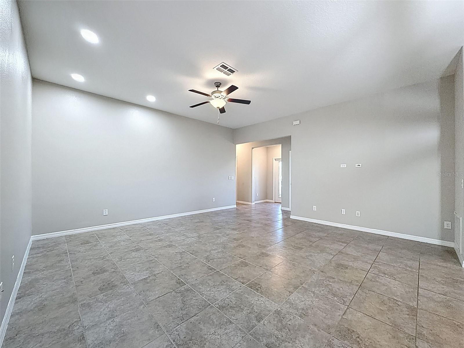 13243 CREST LAKE DR, HUDSON, FL, 34669