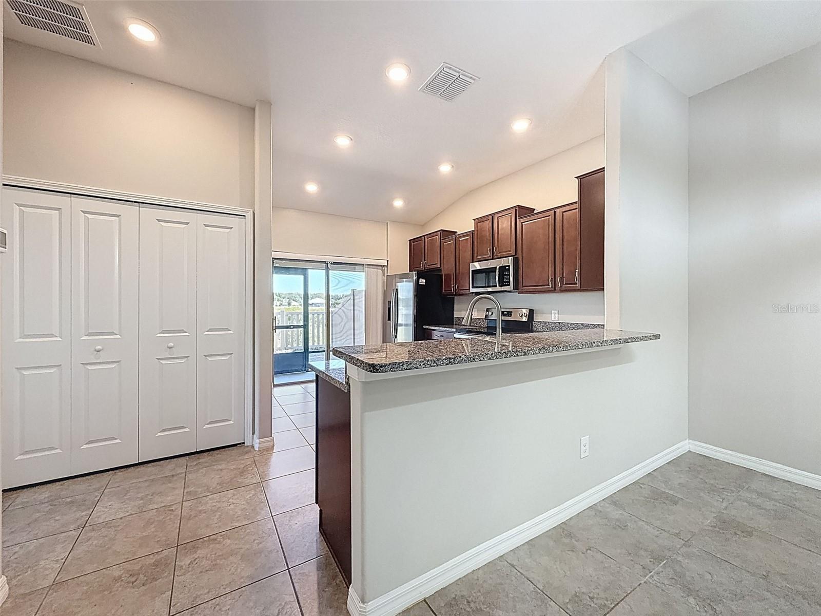 13243 CREST LAKE DR, HUDSON, FL, 34669