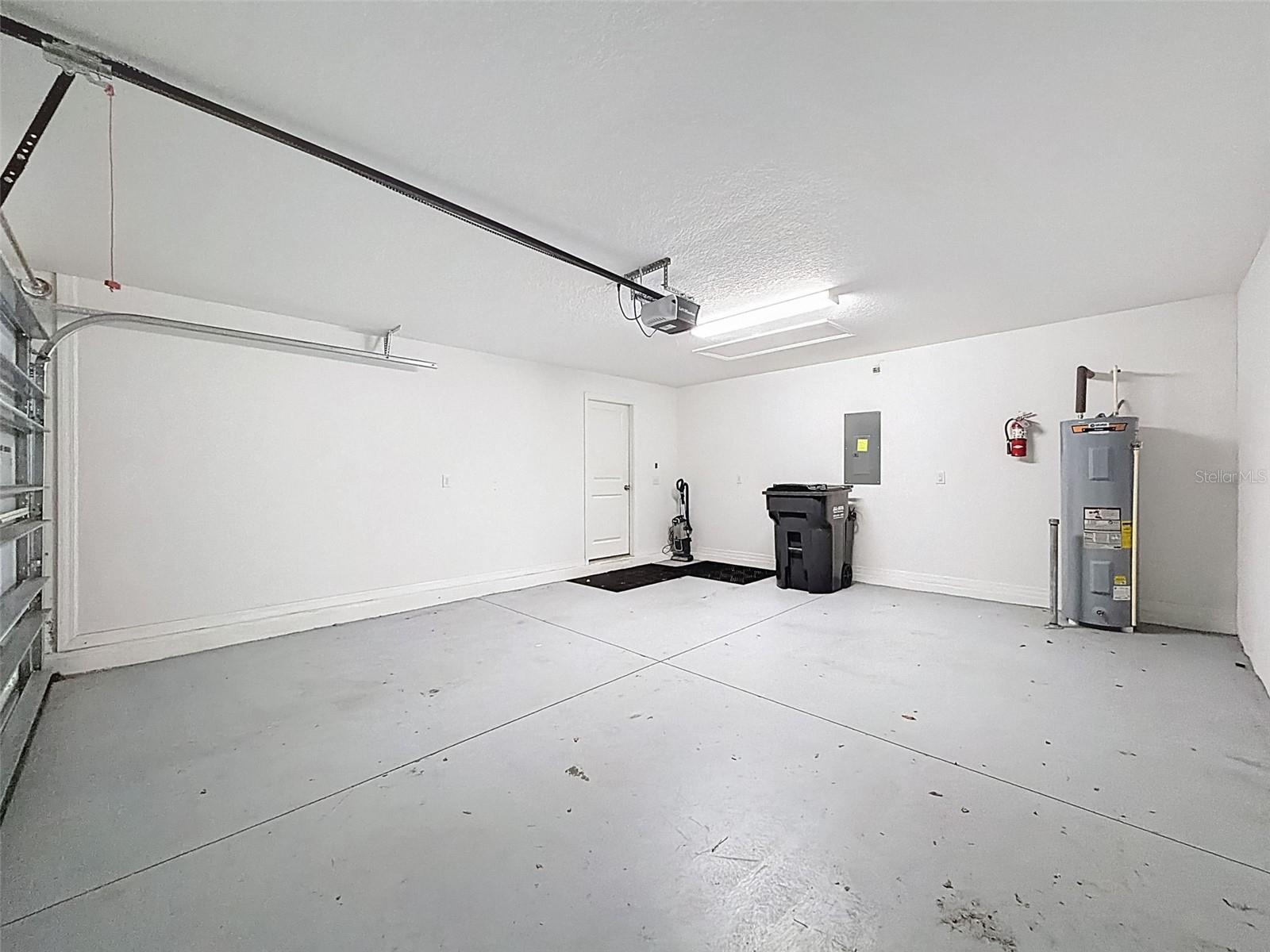 13243 CREST LAKE DR, HUDSON, FL, 34669