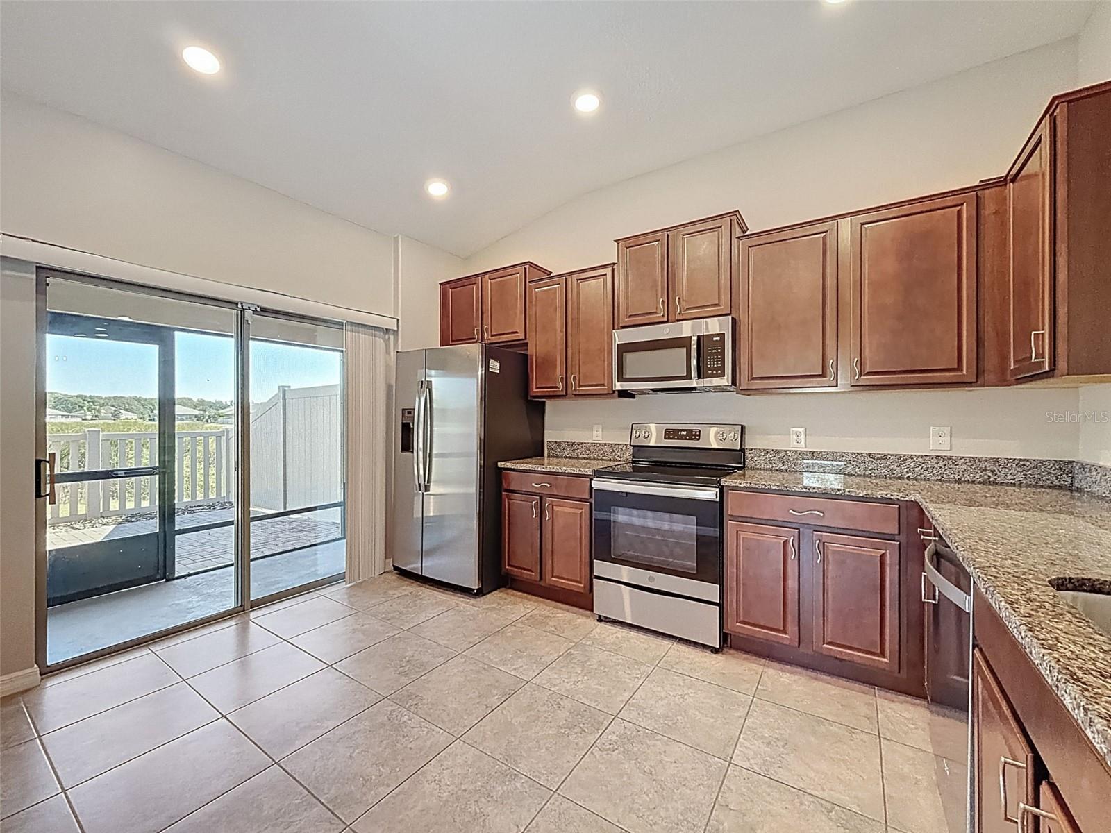 13243 CREST LAKE DR, HUDSON, FL, 34669