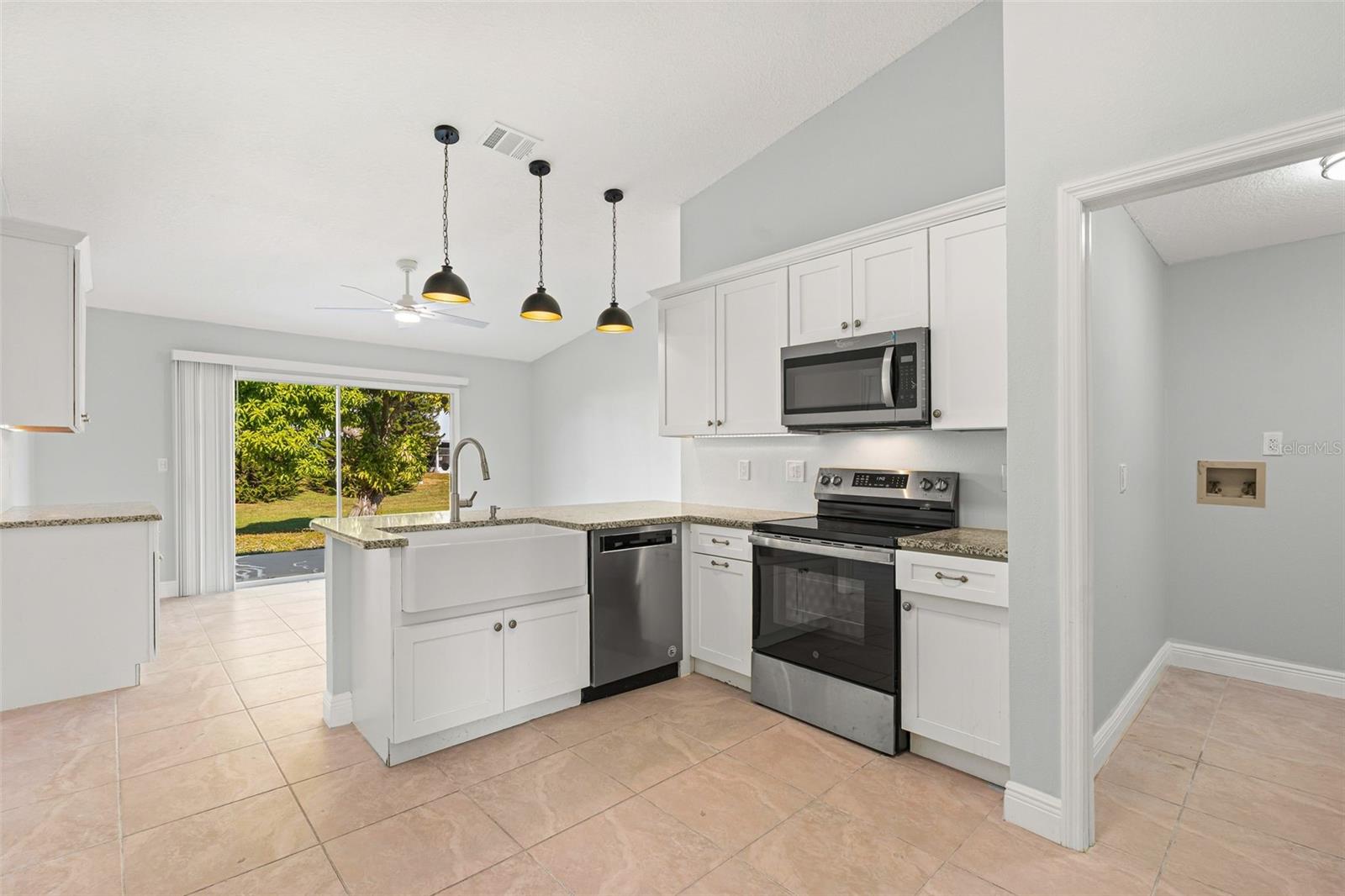 3708 40TH AVE W, BRADENTON, FL, 34205