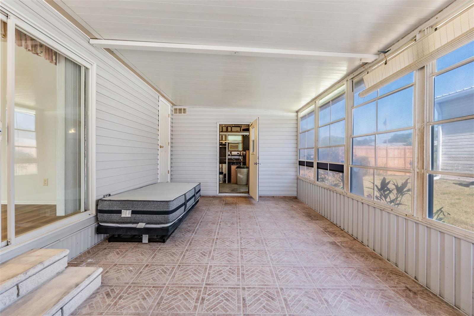 37422 NEUKOM AVE, ZEPHYRHILLS, FL, 33541