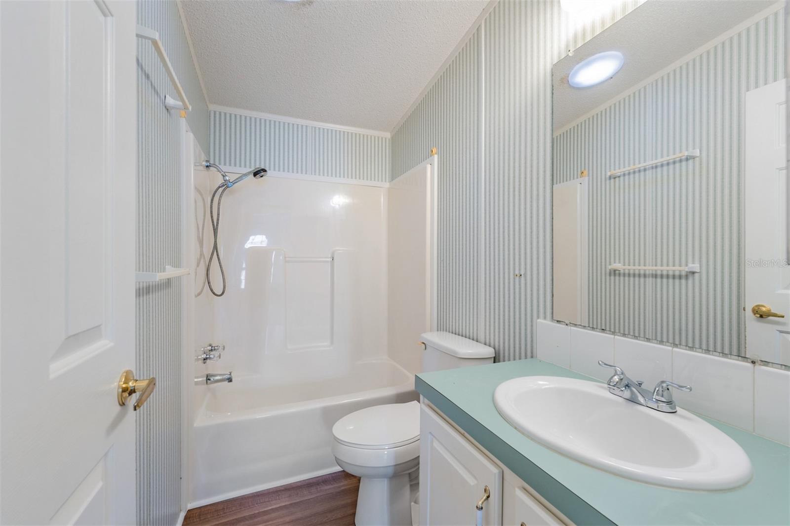 37422 NEUKOM AVE, ZEPHYRHILLS, FL, 33541