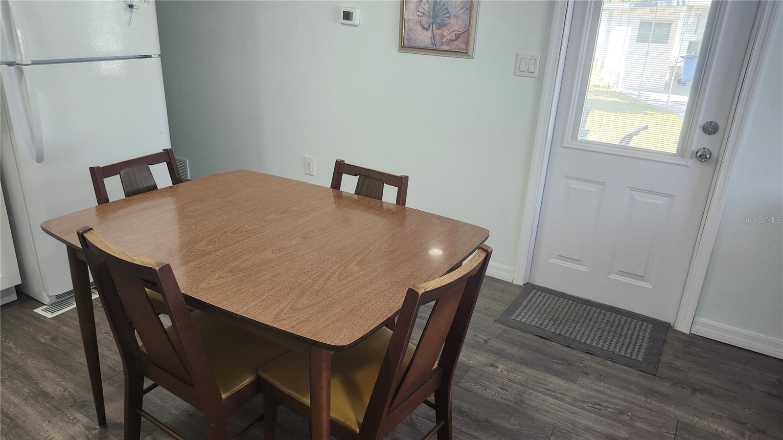 A4672324 Property Photo