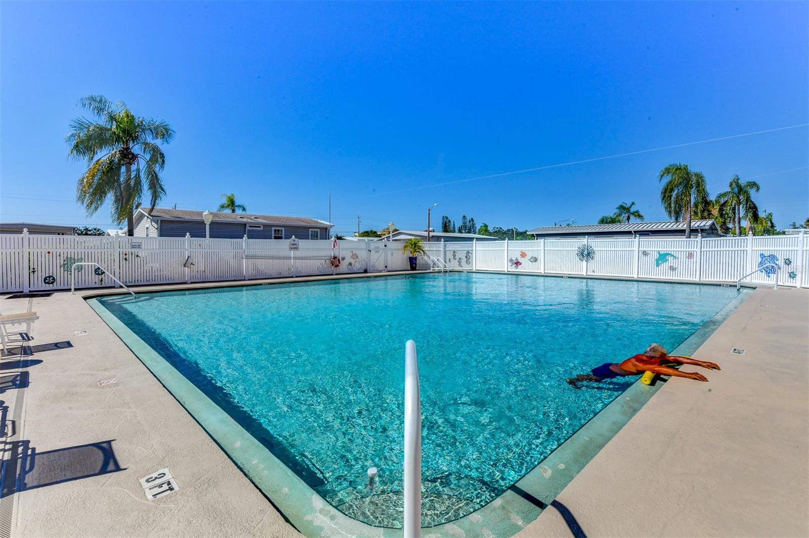 A4672324 Property Photo