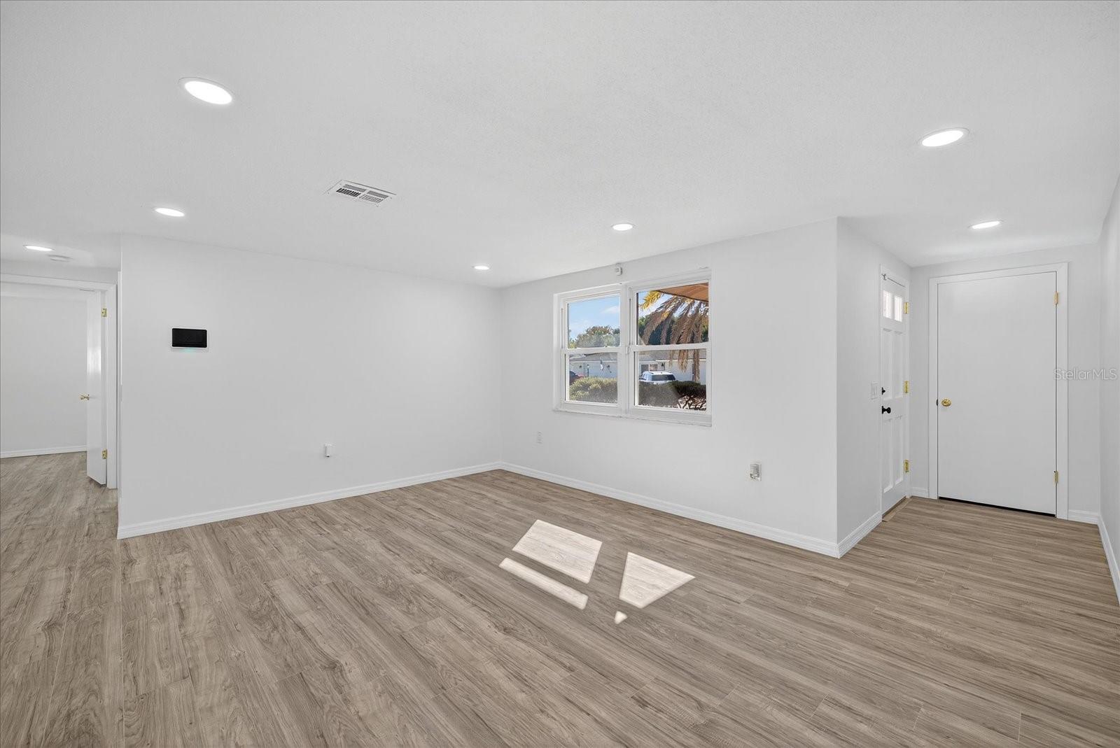 6923 TIERRA VERDE ST, PORT RICHEY, FL, 34668