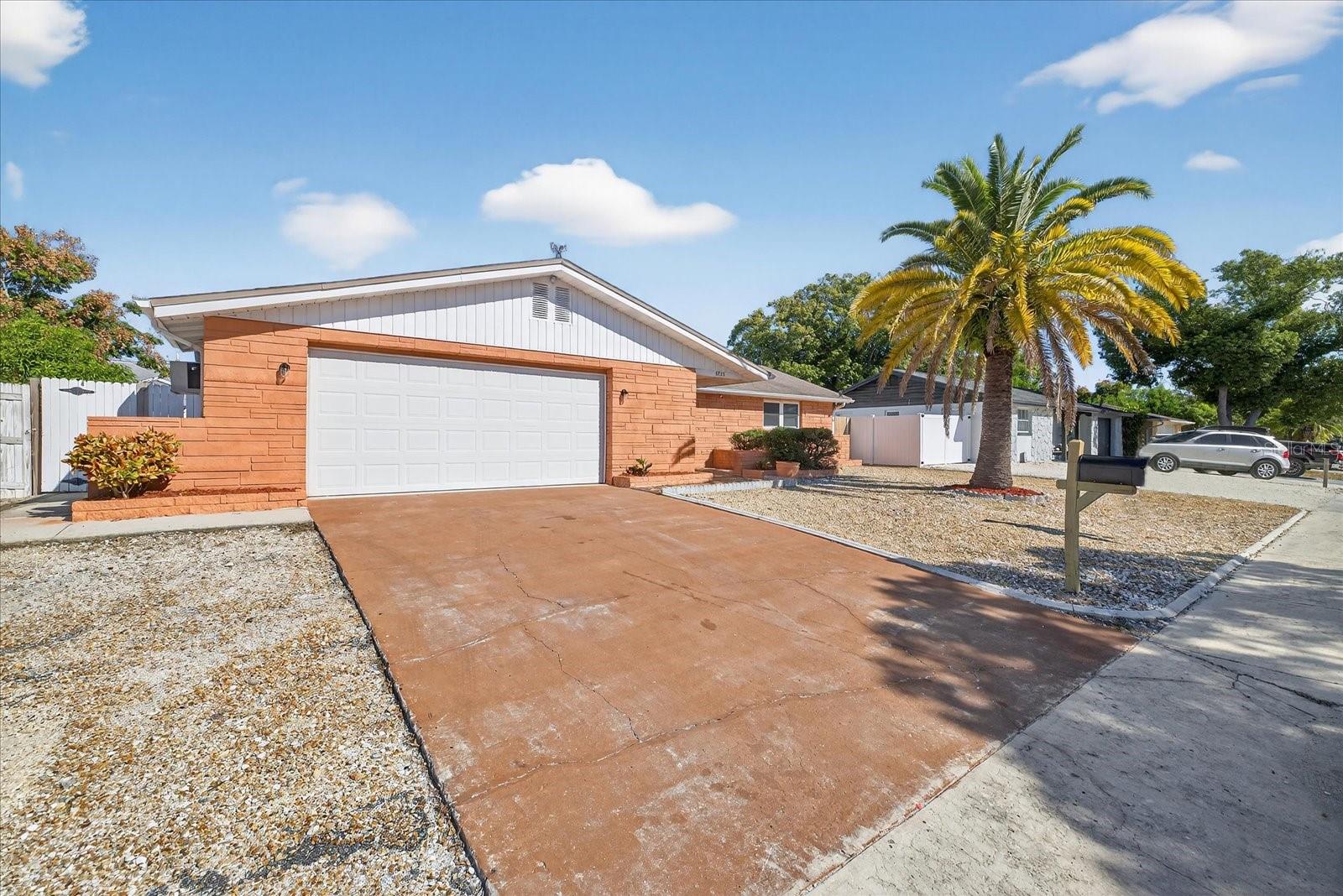 6923 TIERRA VERDE ST, PORT RICHEY, FL, 34668