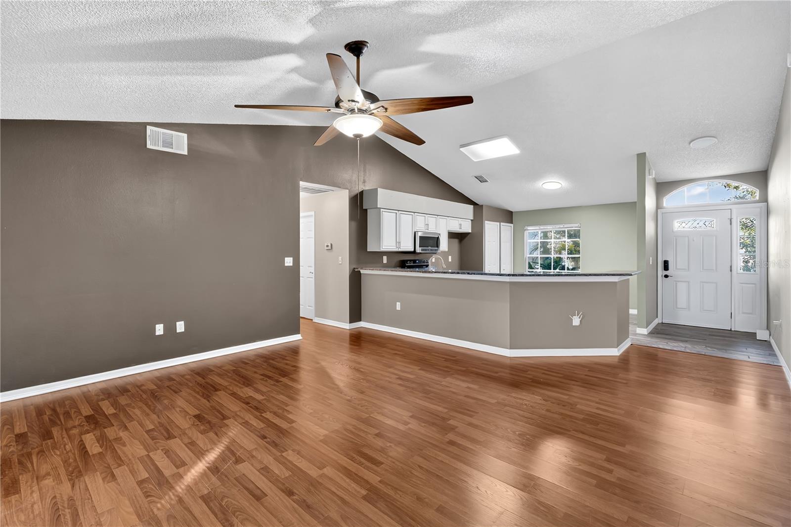 330 ROBBINS REST CIR, DAVENPORT, FL, 33896