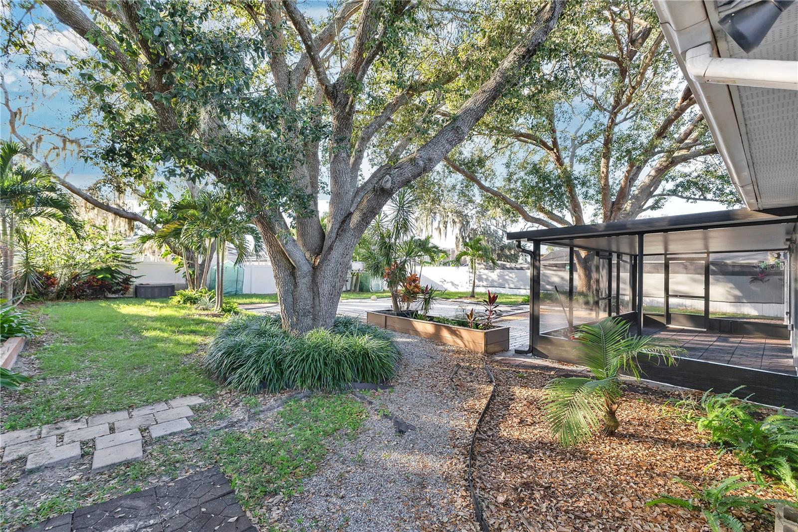 330 ROBBINS REST CIR, DAVENPORT, FL, 33896