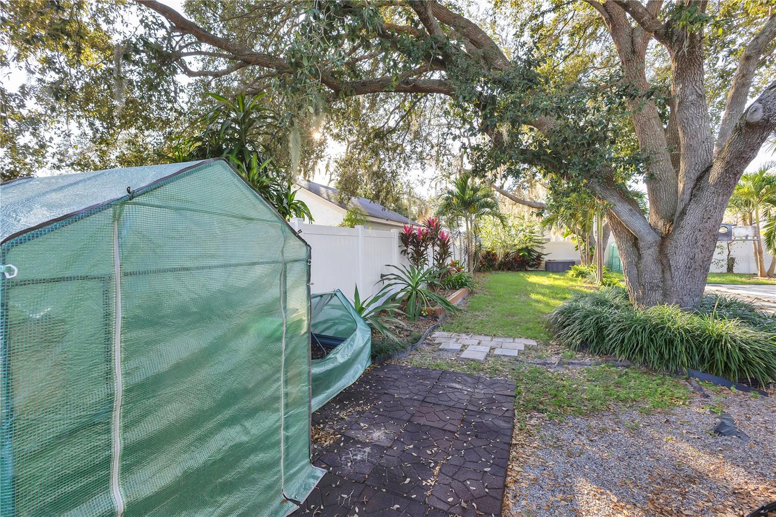 330 ROBBINS REST CIR, DAVENPORT, FL, 33896