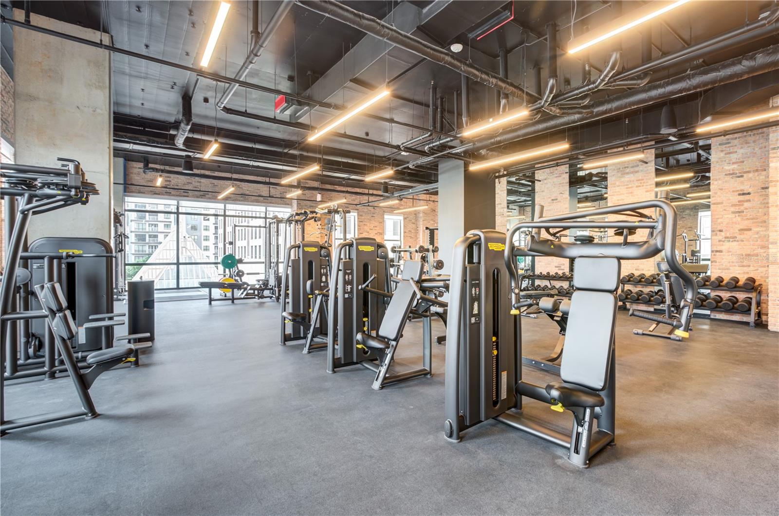 434 N ORANGE AVE, ORLANDO, FL, 32801