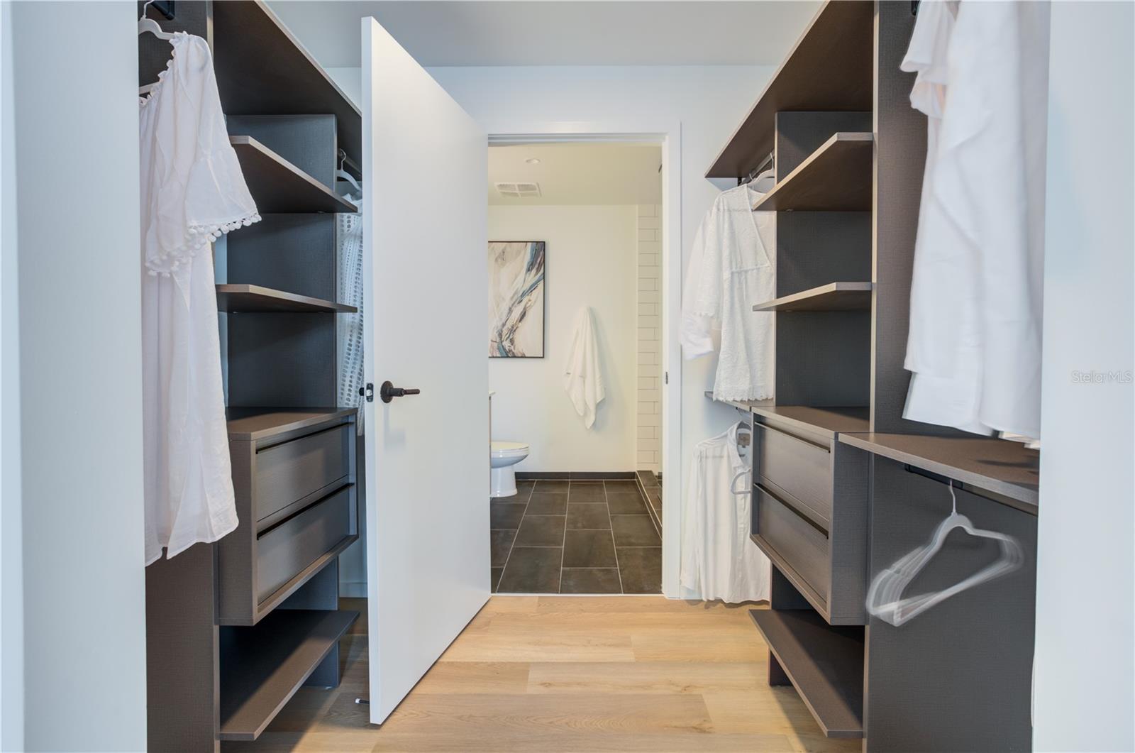 434 N ORANGE AVE, ORLANDO, FL, 32801