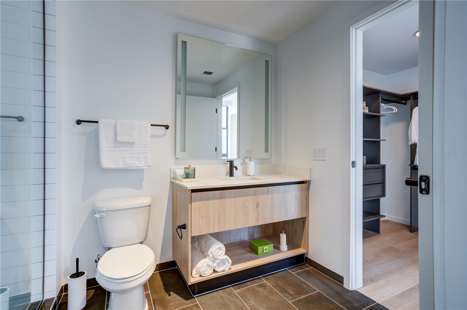 434 N ORANGE AVE, ORLANDO, FL, 32801