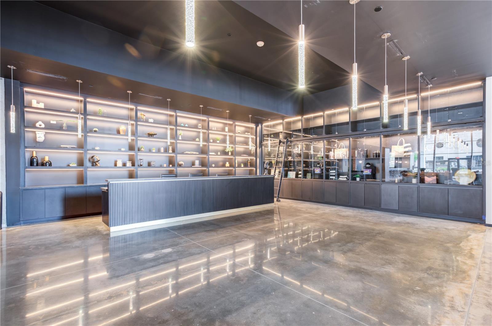 434 N ORANGE AVE, ORLANDO, FL, 32801