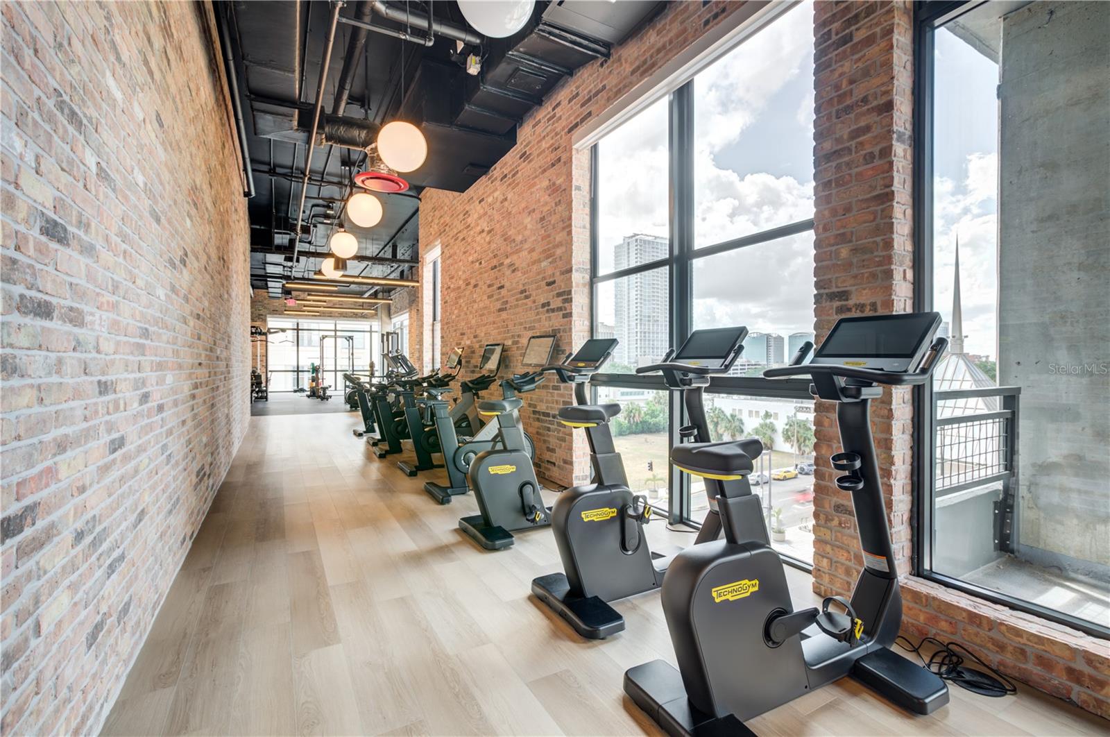 434 N ORANGE AVE, ORLANDO, FL, 32801