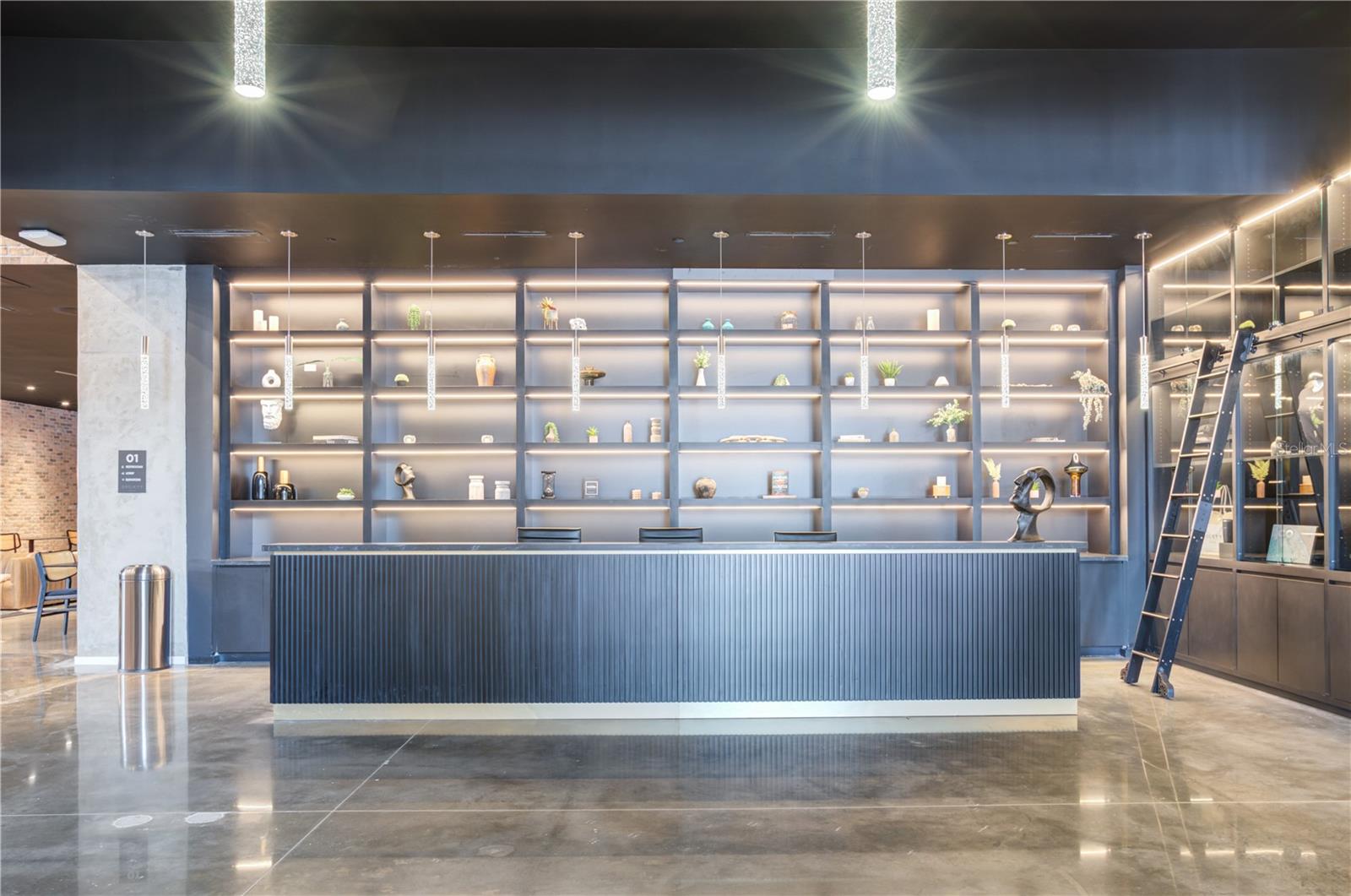 434 N ORANGE AVE, ORLANDO, FL, 32801