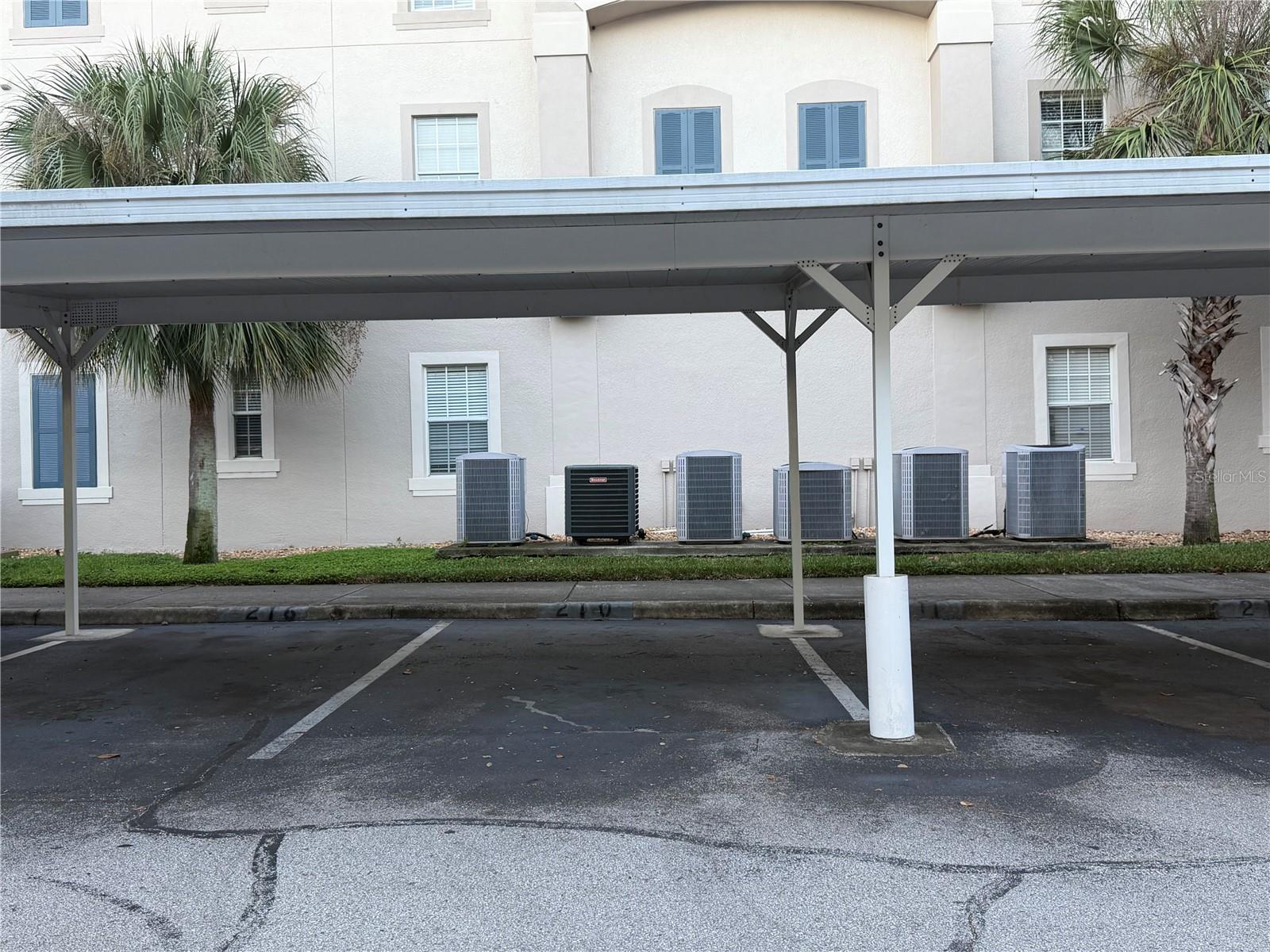 3001 LAUREL PARK DR #102, KISSIMMEE, FL, 34741