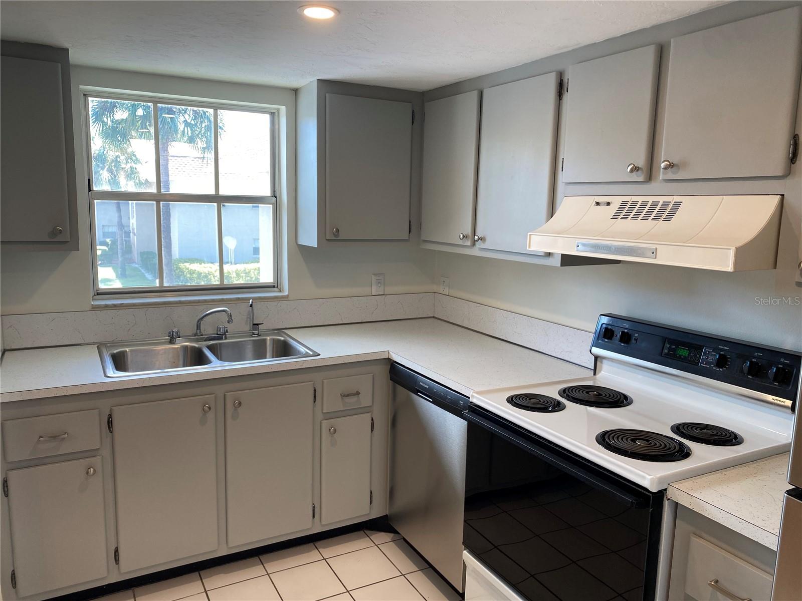 2727 75TH ST W #8A14, BRADENTON, FL, 34209