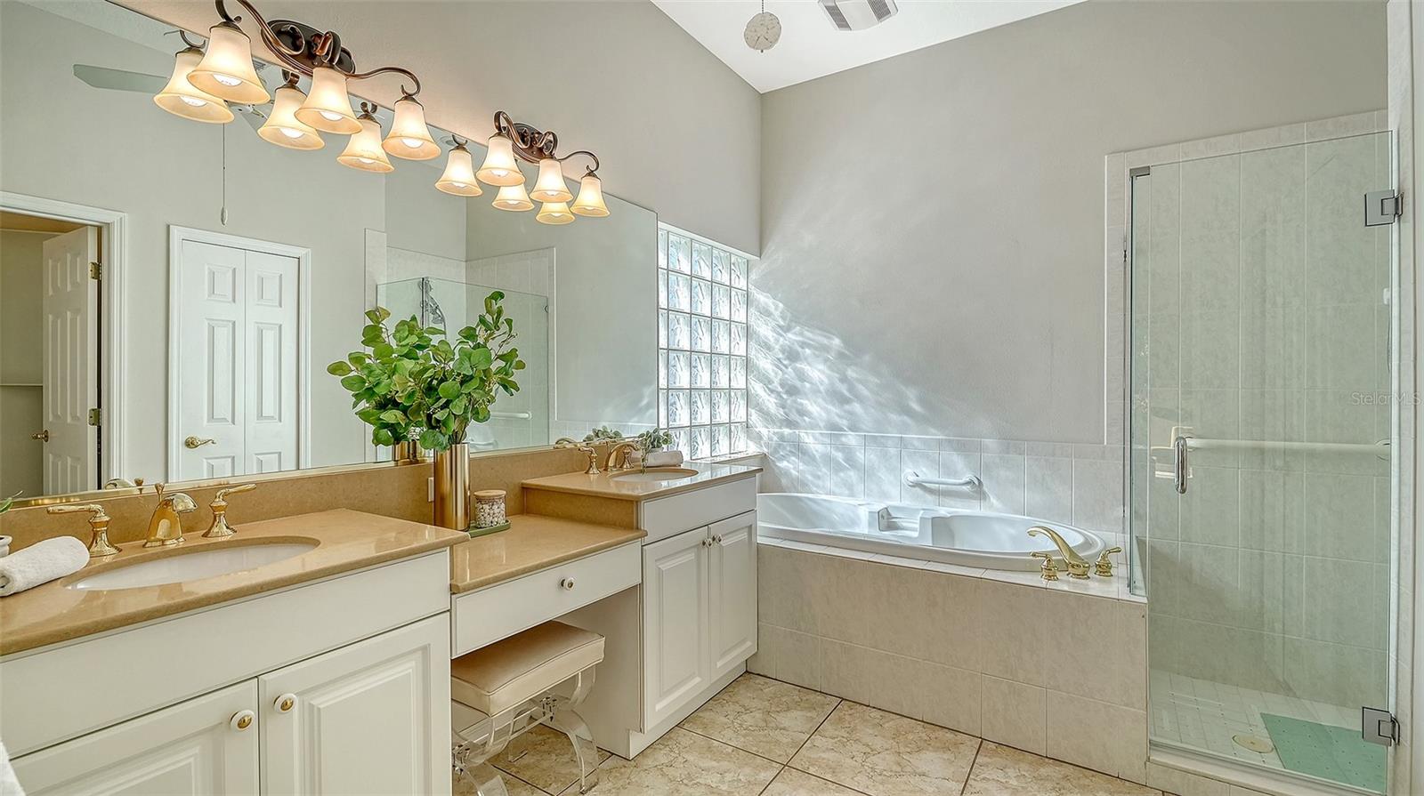 2162 WASATCH DR, SARASOTA, FL, 34235