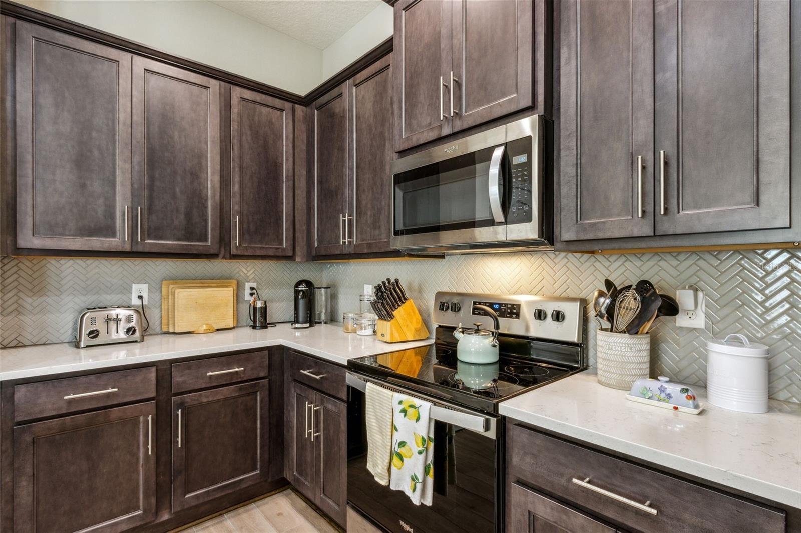 65688 EDGEWATER DR, YULEE, FL, 32097