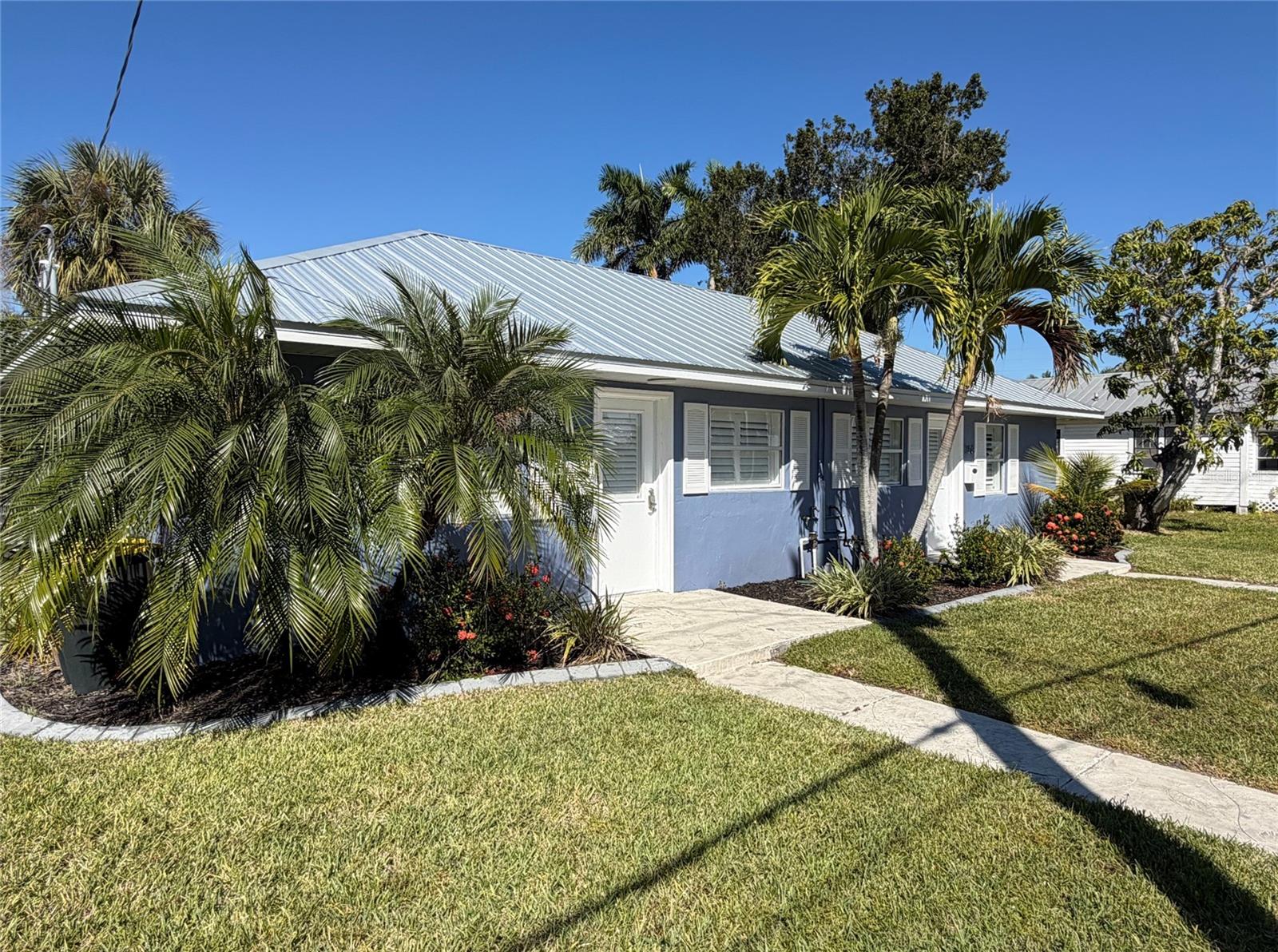 708 W OLYMPIA AVE, PUNTA GORDA, FL, 33950