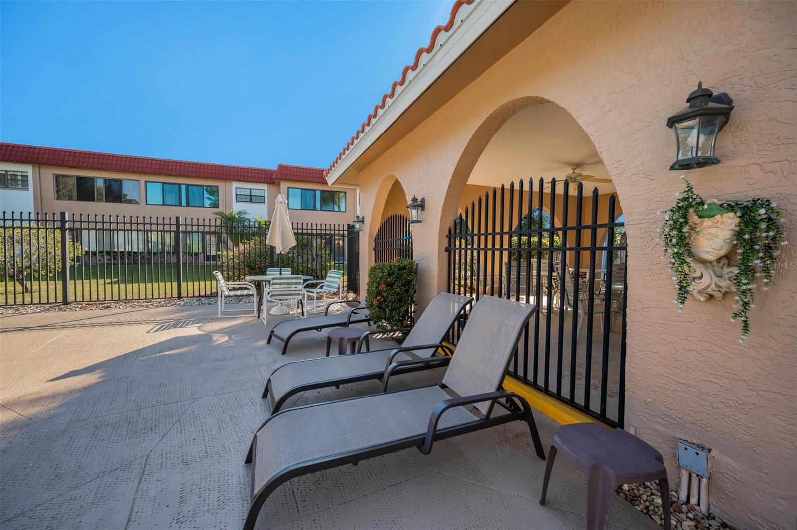 1750 BELLEAIR FOREST DR #A7, BELLEAIR, FL, 33756