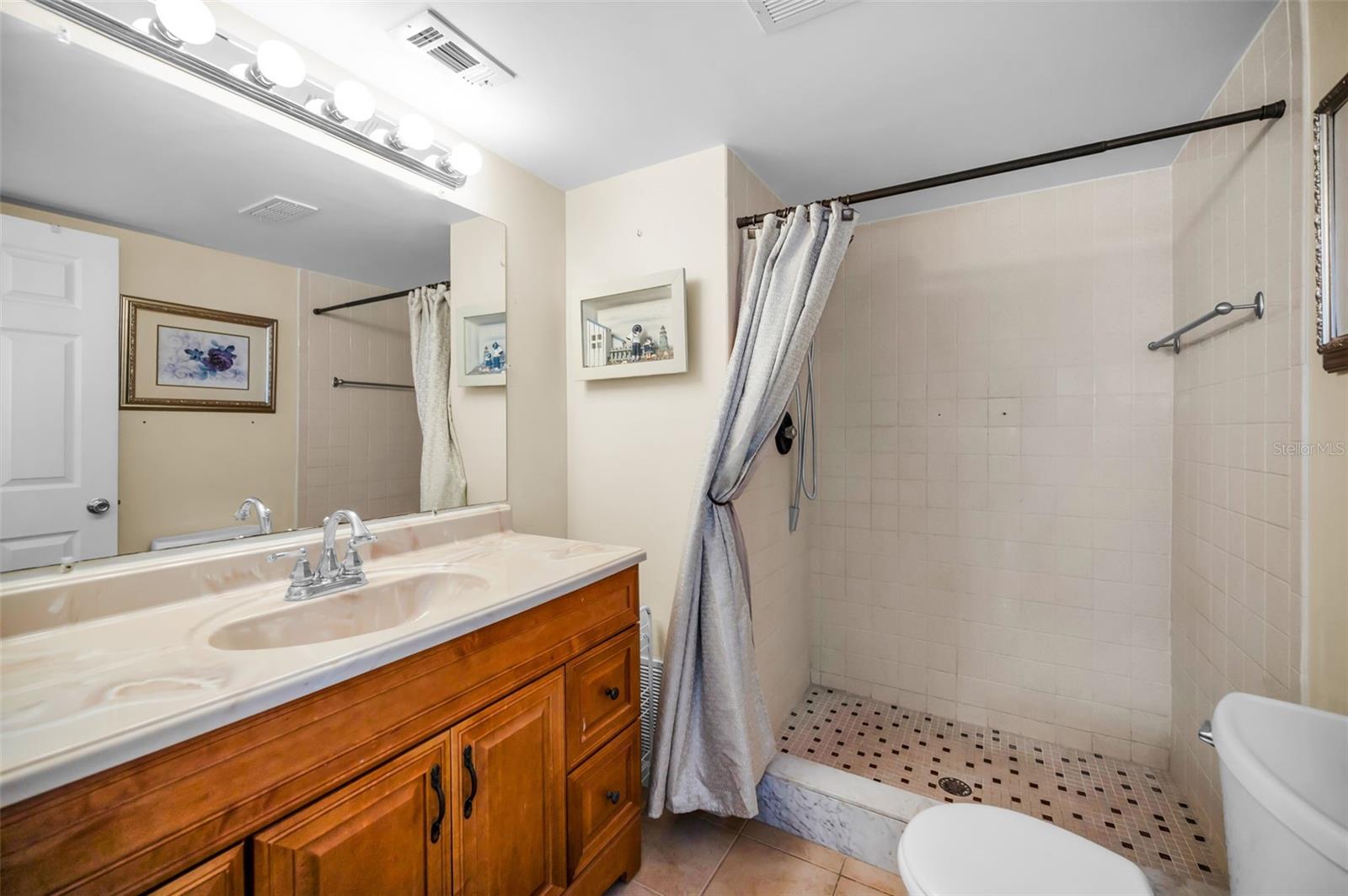 1750 BELLEAIR FOREST DR #A7, BELLEAIR, FL, 33756