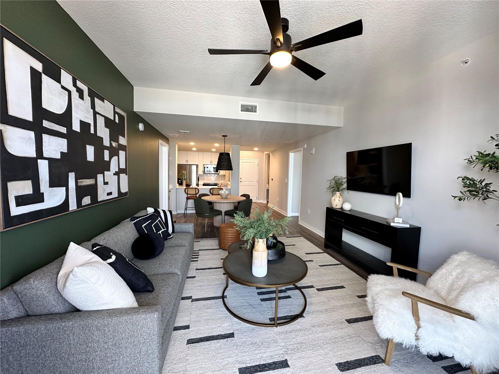 55-1 W CHURCH ST, ORLANDO, FL, 32801