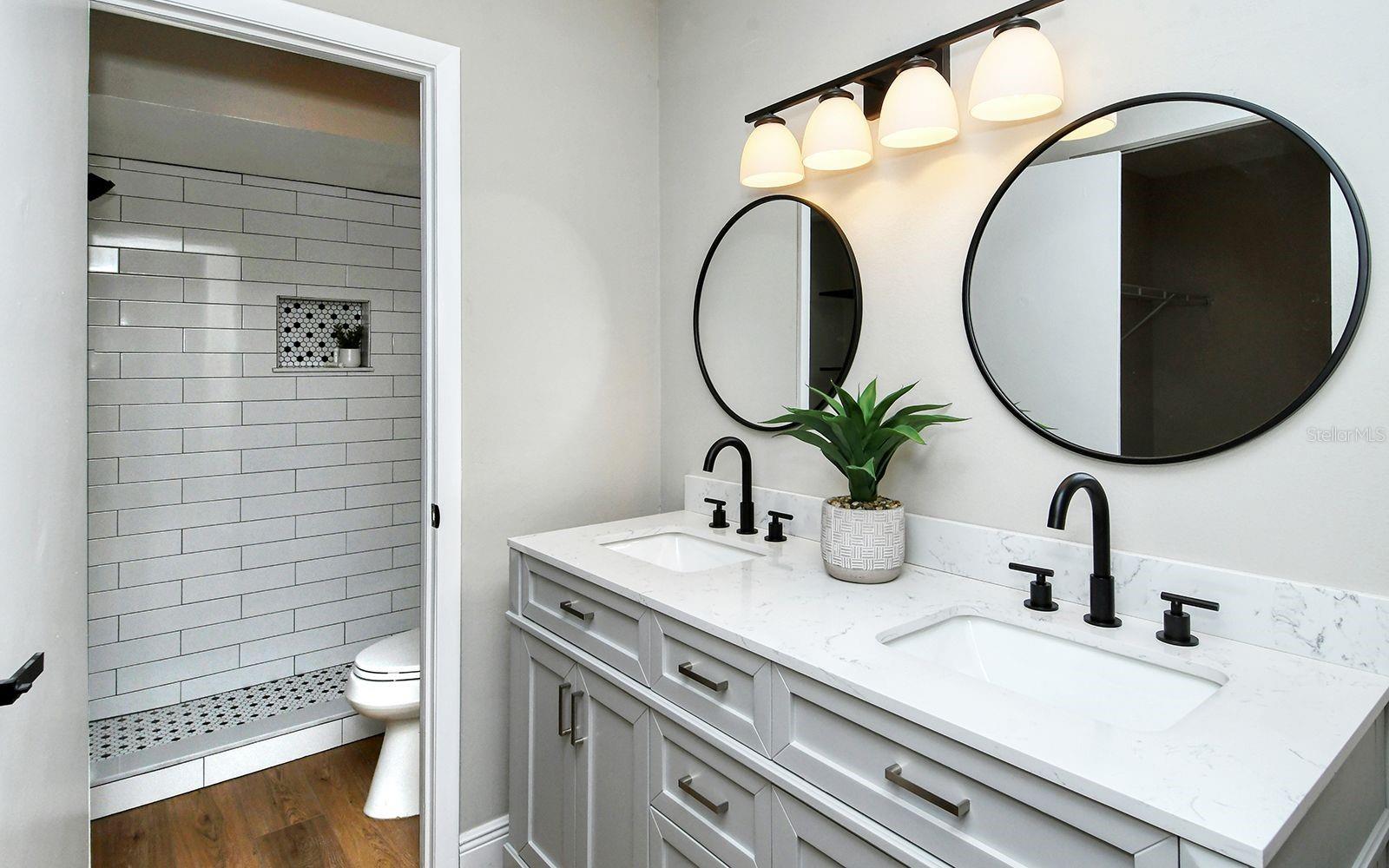 5603 SUMMER SIDE LN #44A, SARASOTA, FL, 34231