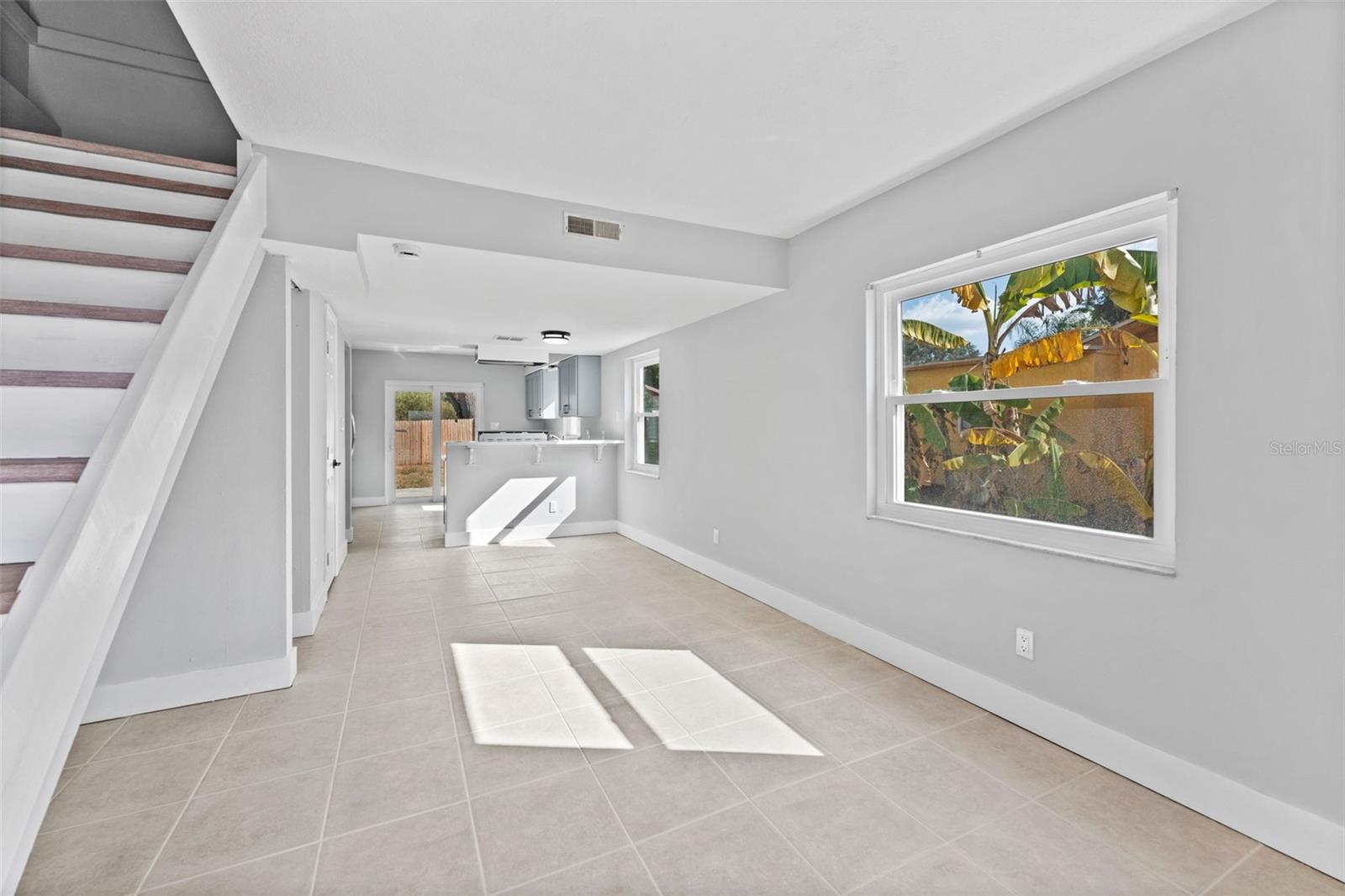 8737 N TANGERINE PL, TAMPA, FL, 33617