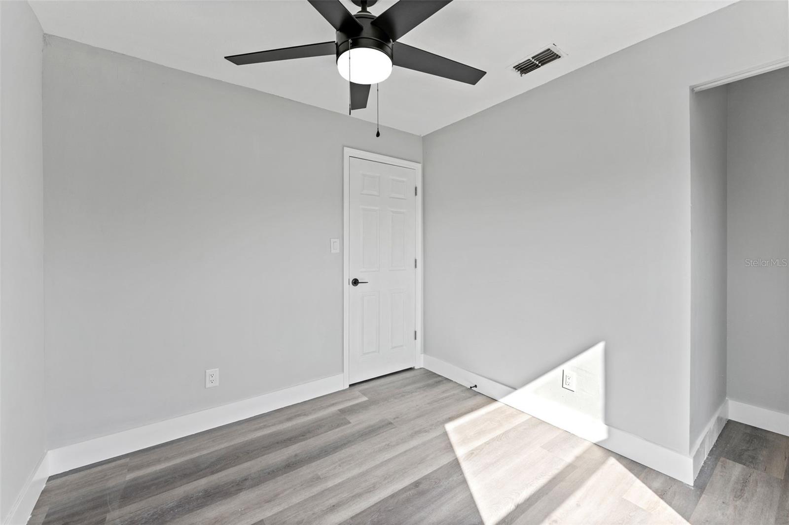 8737 N TANGERINE PL, TAMPA, FL, 33617