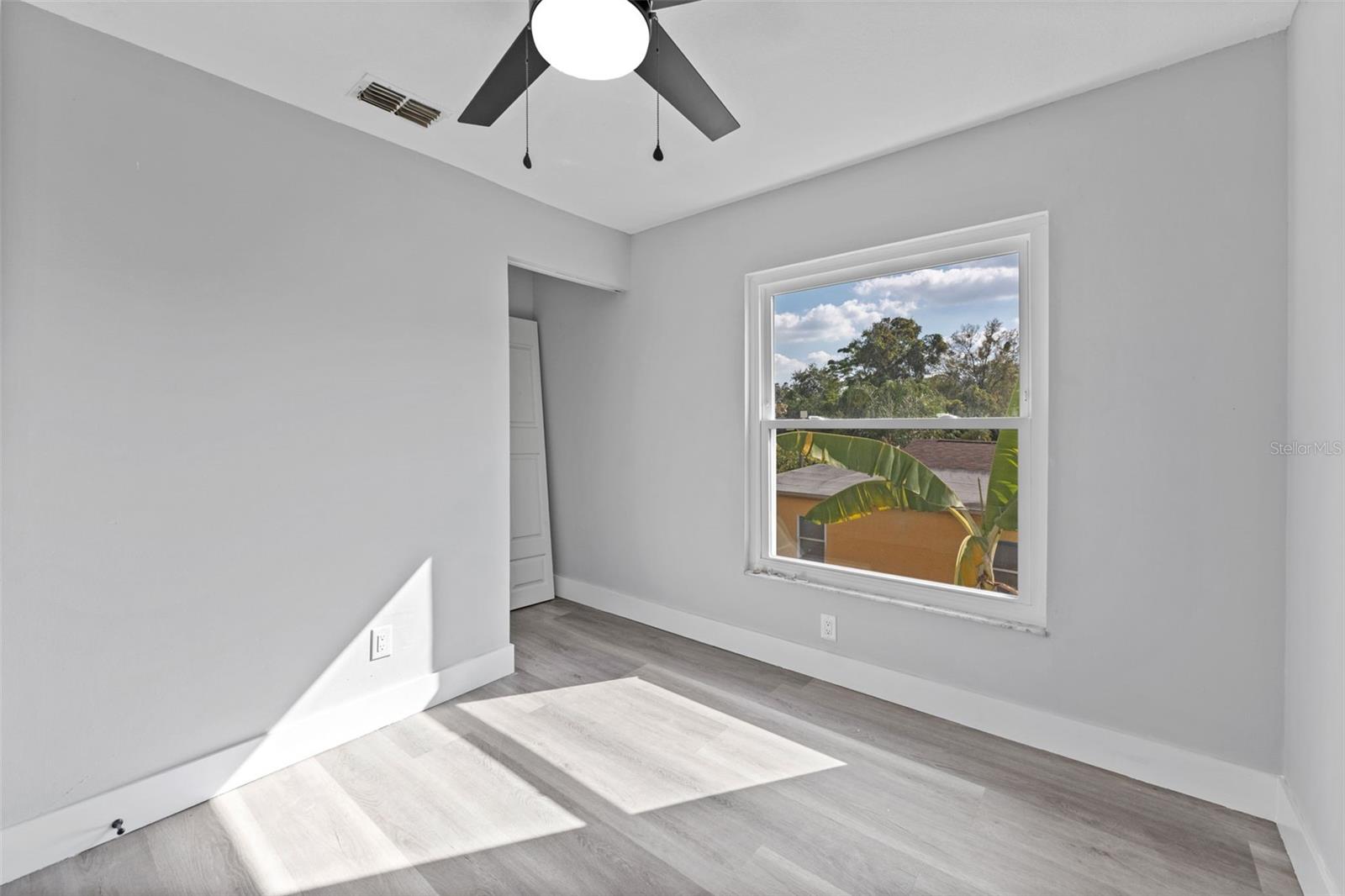 8737 N TANGERINE PL, TAMPA, FL, 33617