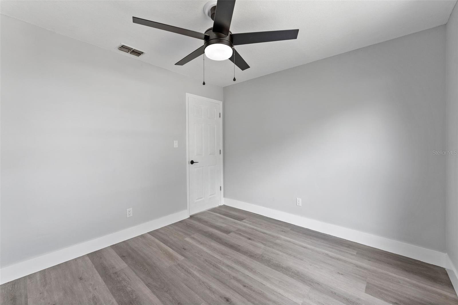 8737 N TANGERINE PL, TAMPA, FL, 33617