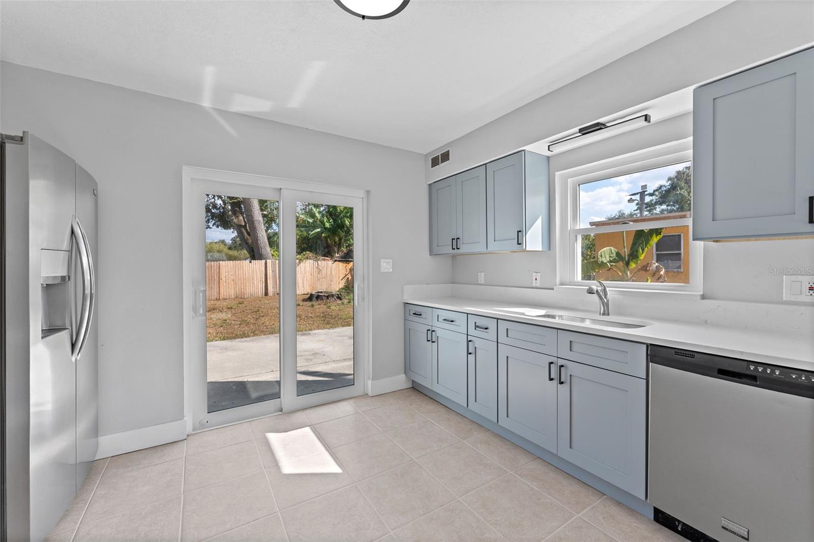 8737 N TANGERINE PL, TAMPA, FL, 33617