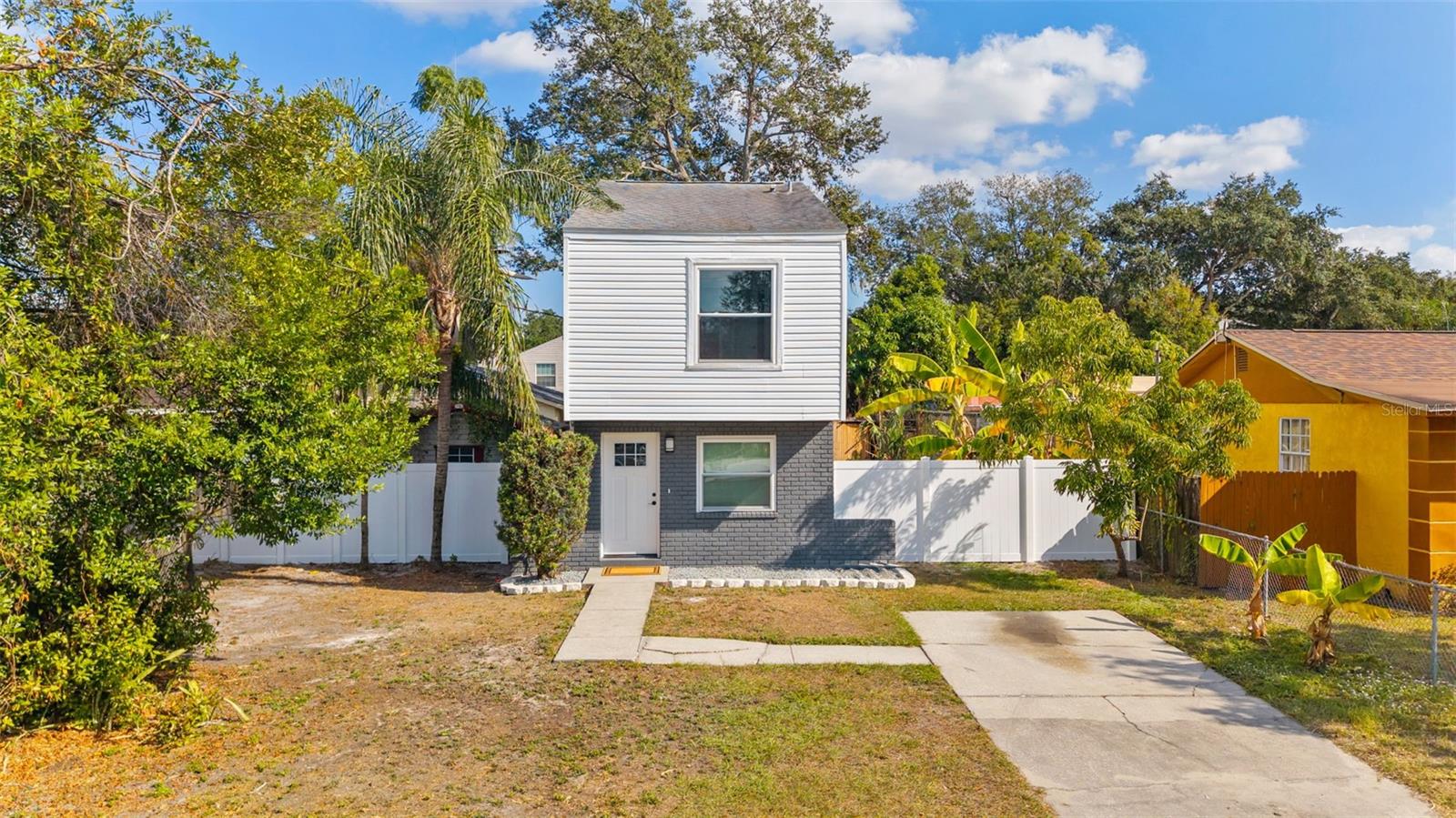 8737 N TANGERINE PL, TAMPA, FL, 33617