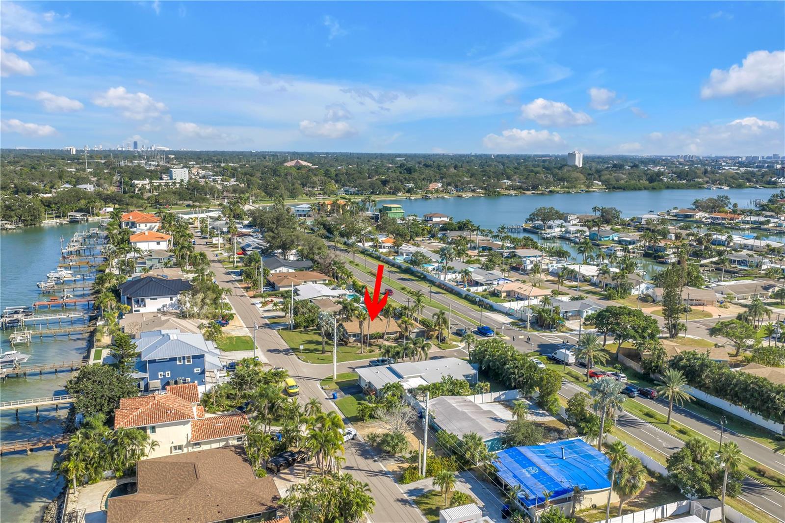 7898 CAUSEWAY BLVD N, ST PETERSBURG, FL, 33707