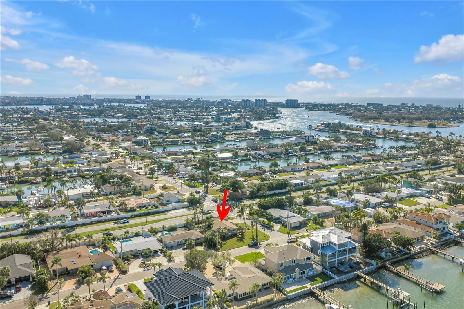 7898 CAUSEWAY BLVD N, ST PETERSBURG, FL, 33707