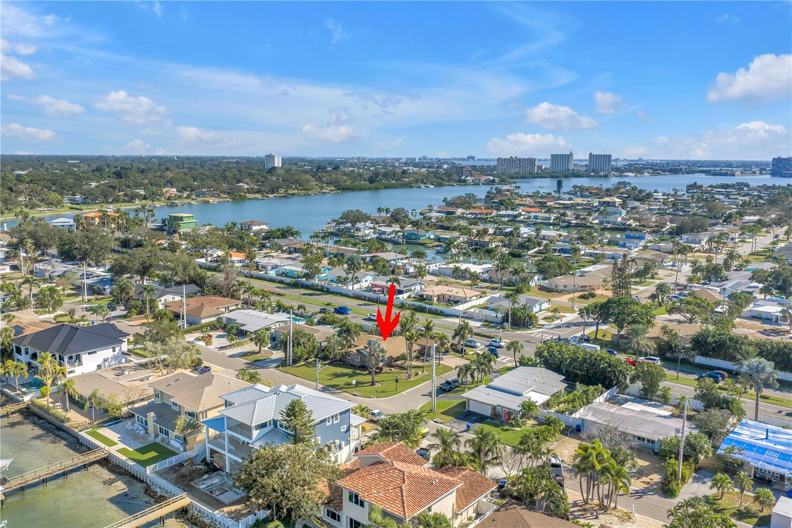 7898 CAUSEWAY BLVD N, ST PETERSBURG, FL, 33707