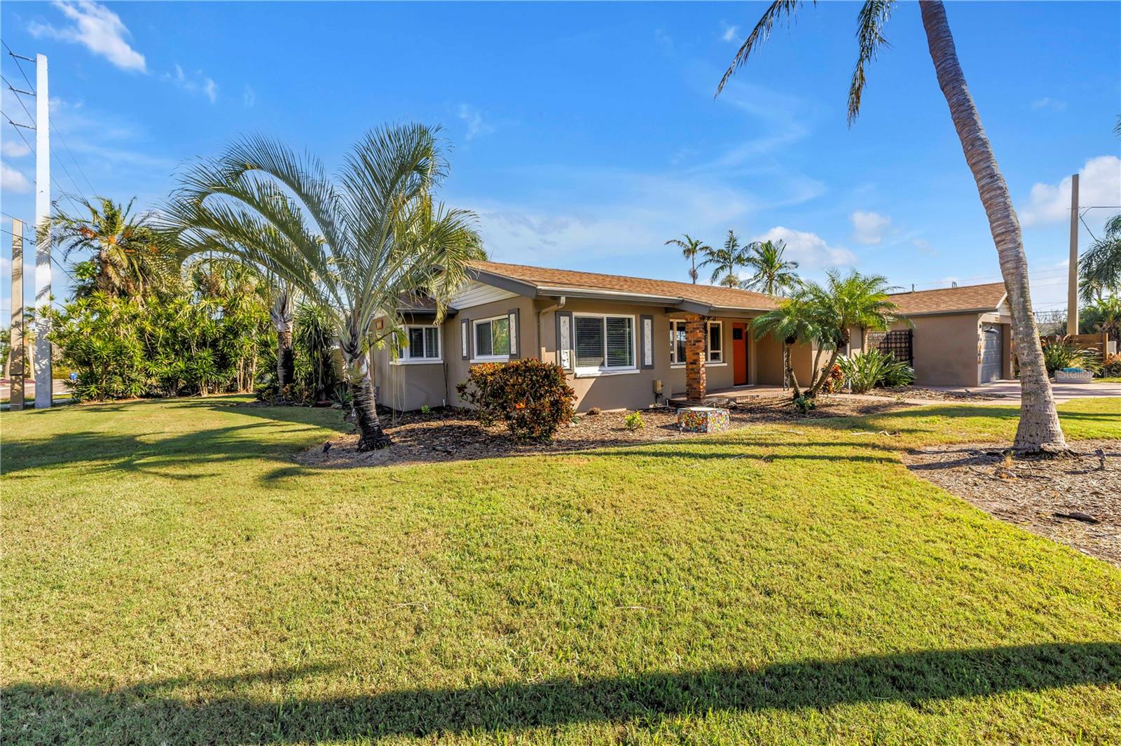 7898 CAUSEWAY BLVD N, ST PETERSBURG, FL, 33707