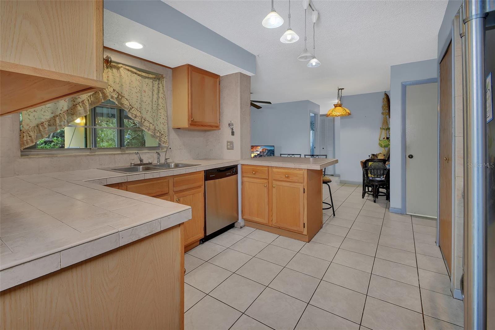 1622 OAKLAND DR, DELTONA, FL, 32738