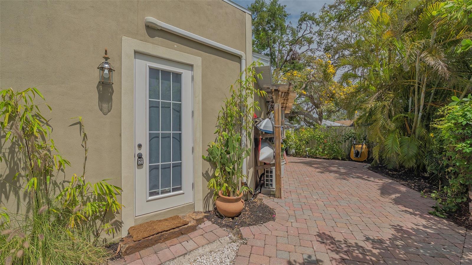 640 N OSPREY AVE, SARASOTA, FL, 34236