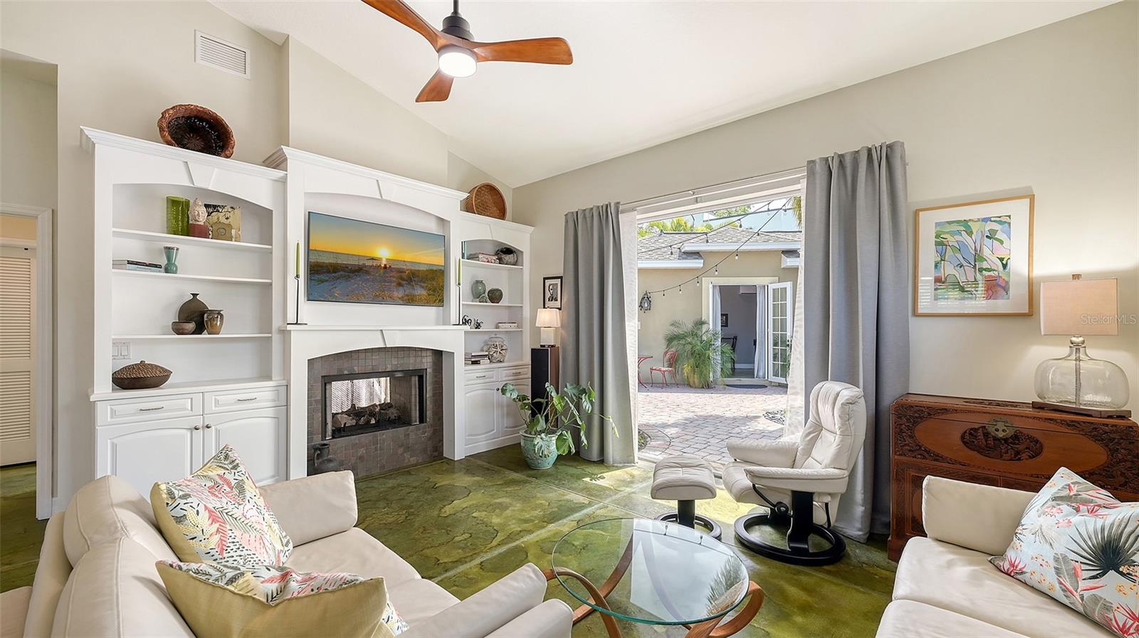 640 N OSPREY AVE, SARASOTA, FL, 34236