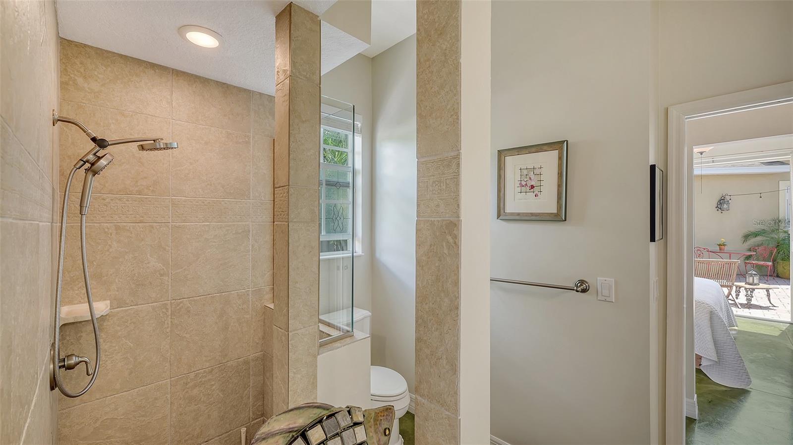 640 N OSPREY AVE, SARASOTA, FL, 34236