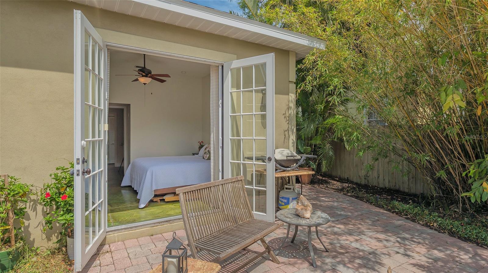 640 N OSPREY AVE, SARASOTA, FL, 34236